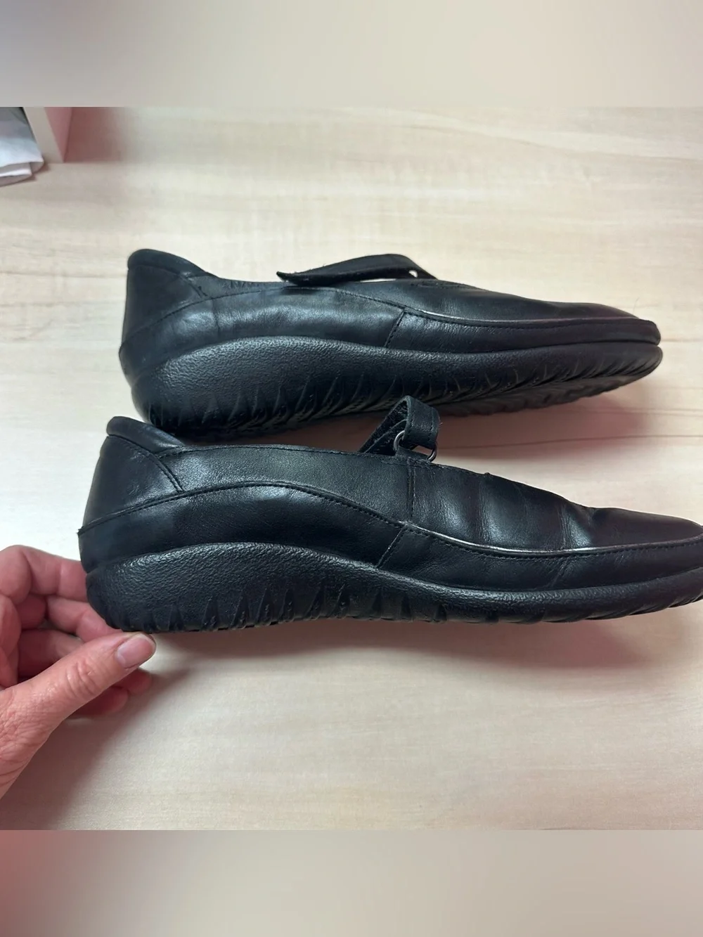 Naot Women’s Black Mary Jane Comfort Flats - Picture 7 of 9